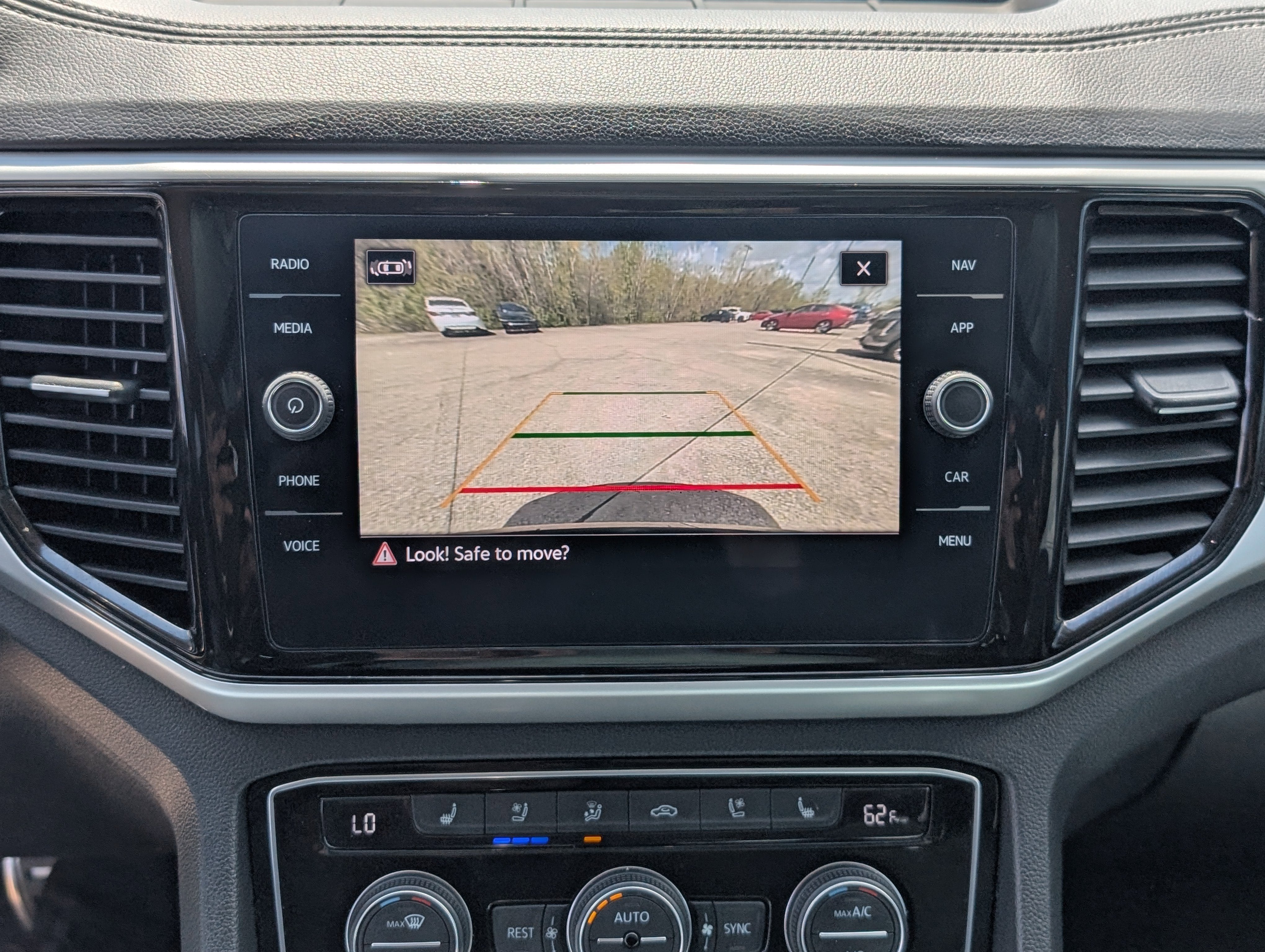 2022 Volkswagen Atlas 3.6L V6 SEL Premium R-Line