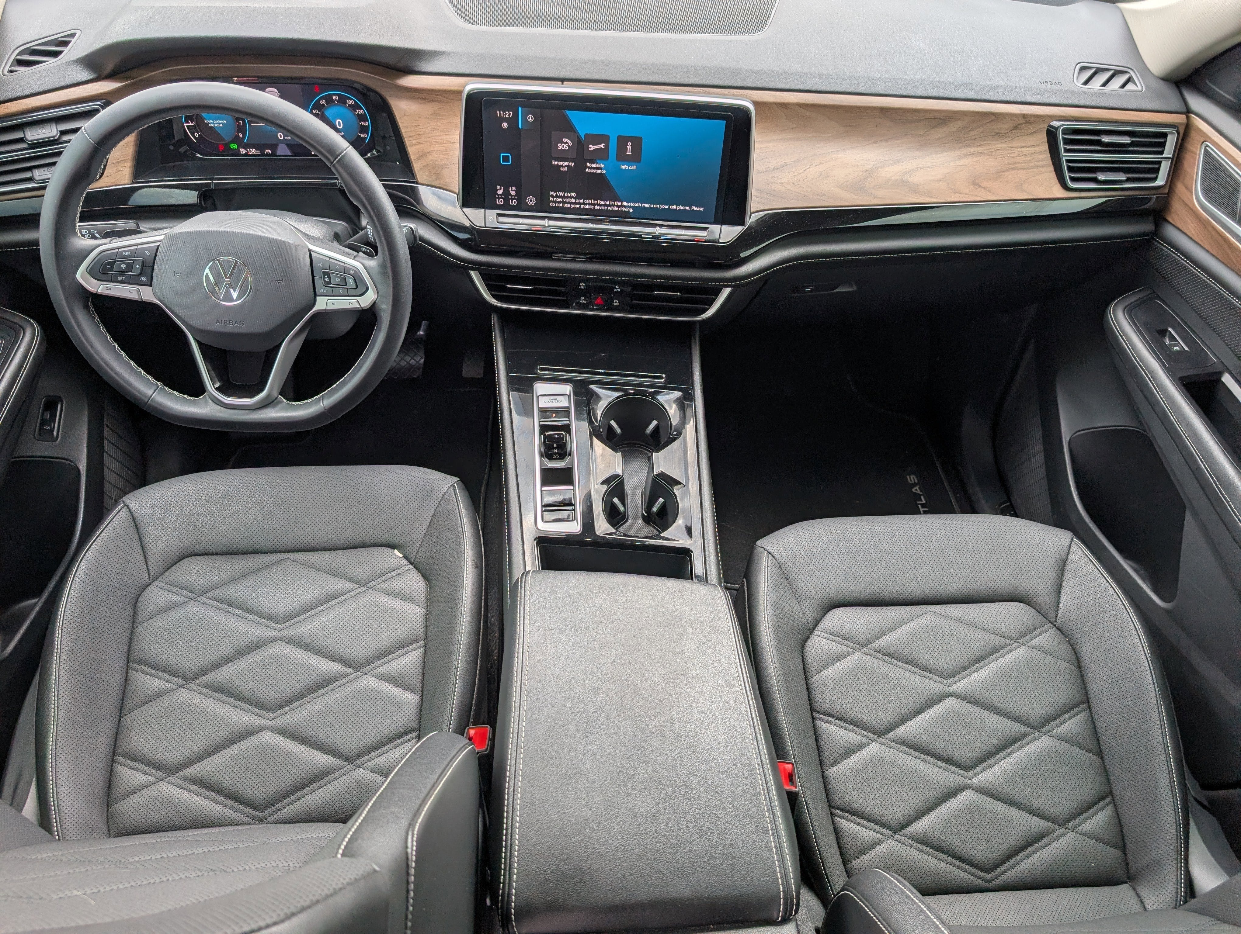 2024 Volkswagen Atlas 2.0T SE w/Technology