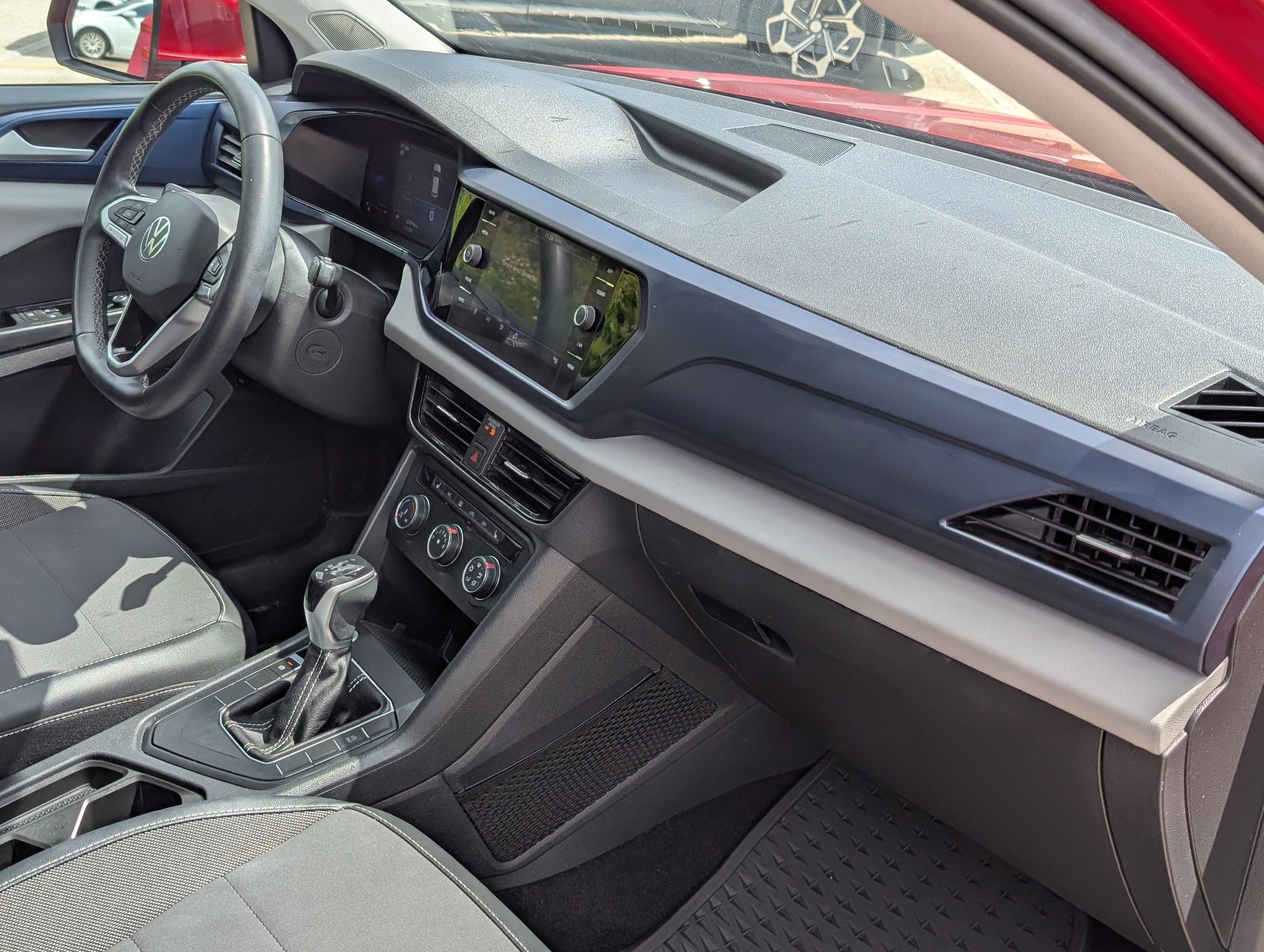 2022 Volkswagen Taos SE