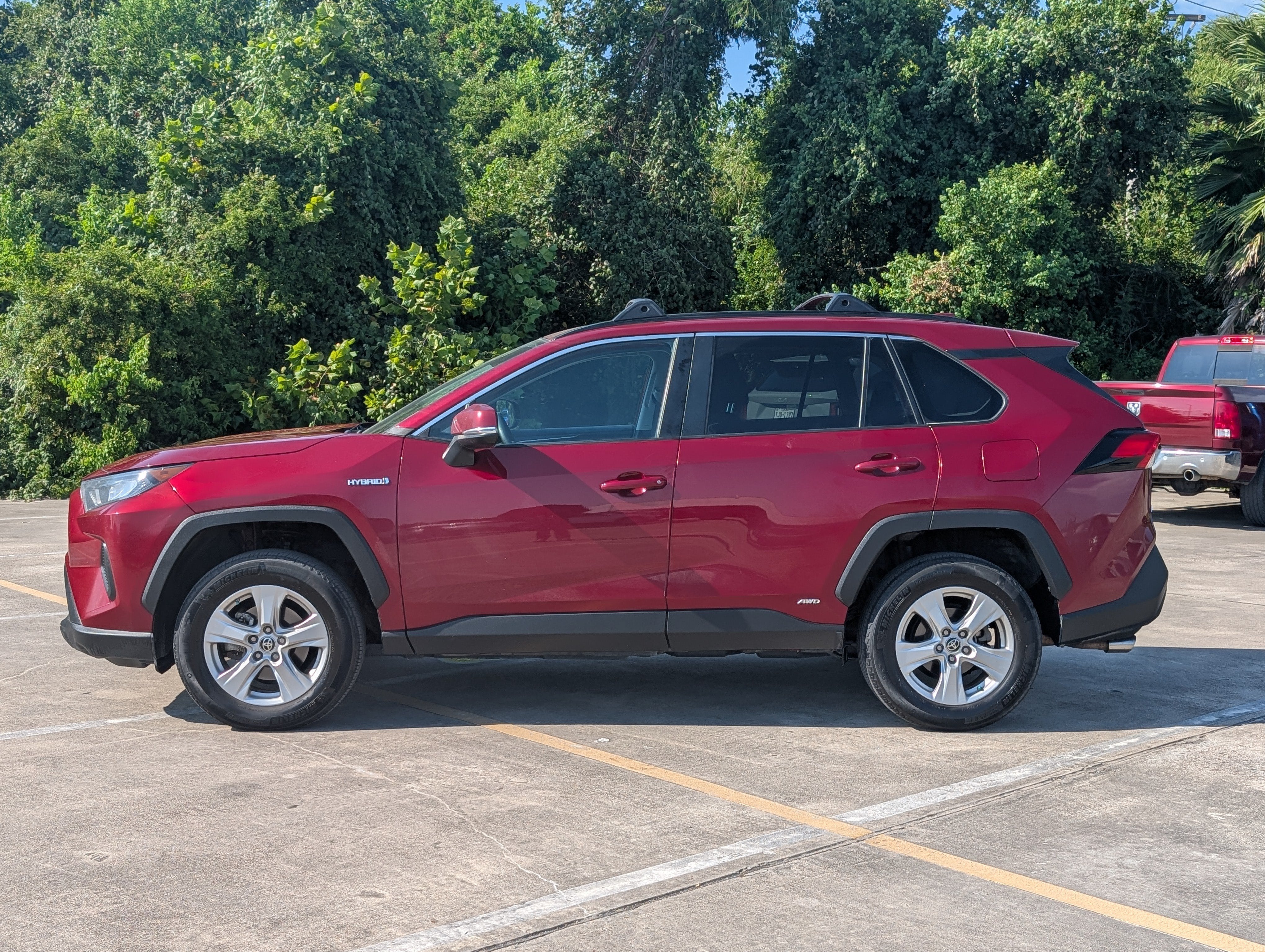 2021 Toyota RAV4 Hybrid LE