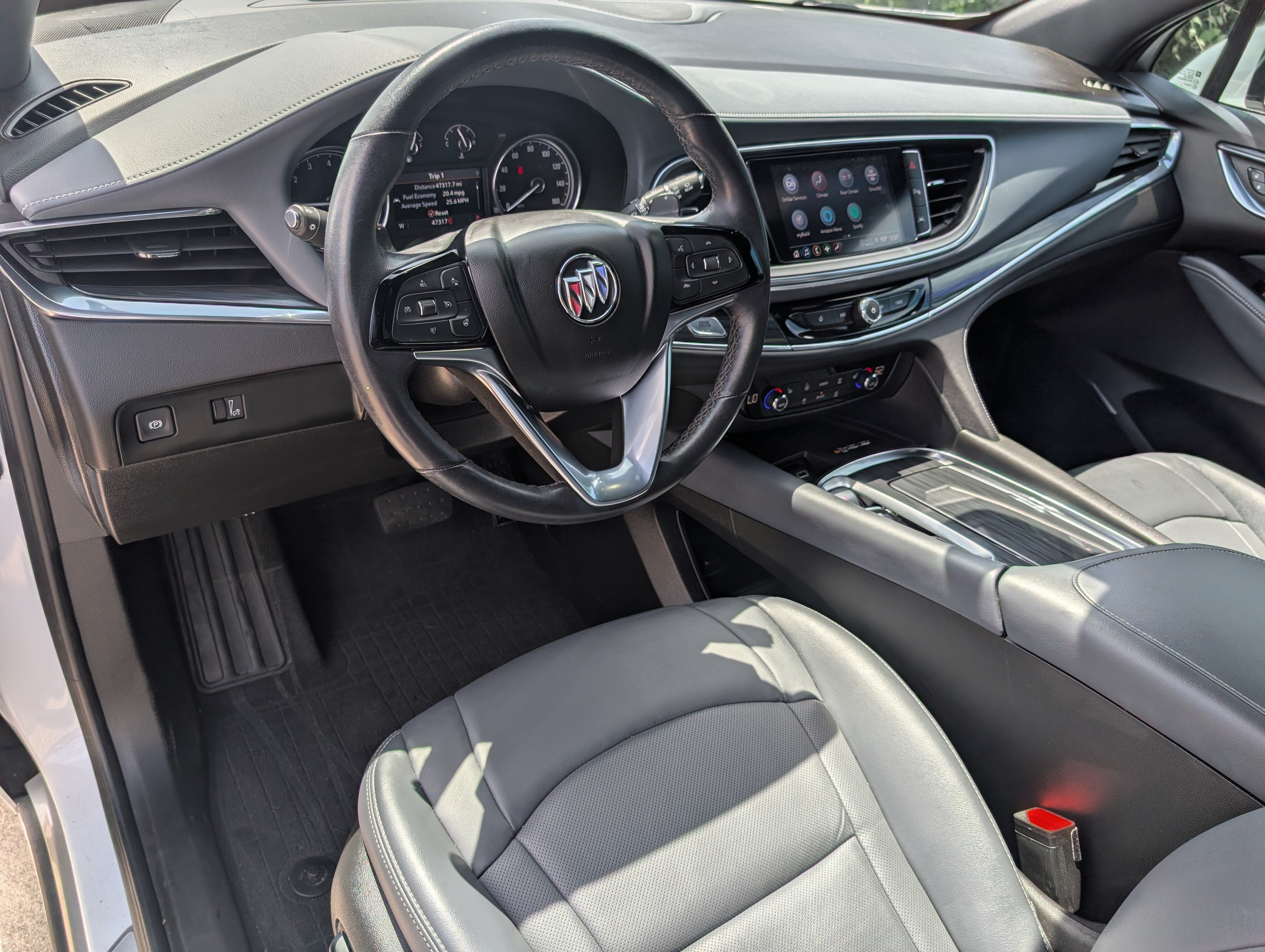 2024 Buick Enclave Essence