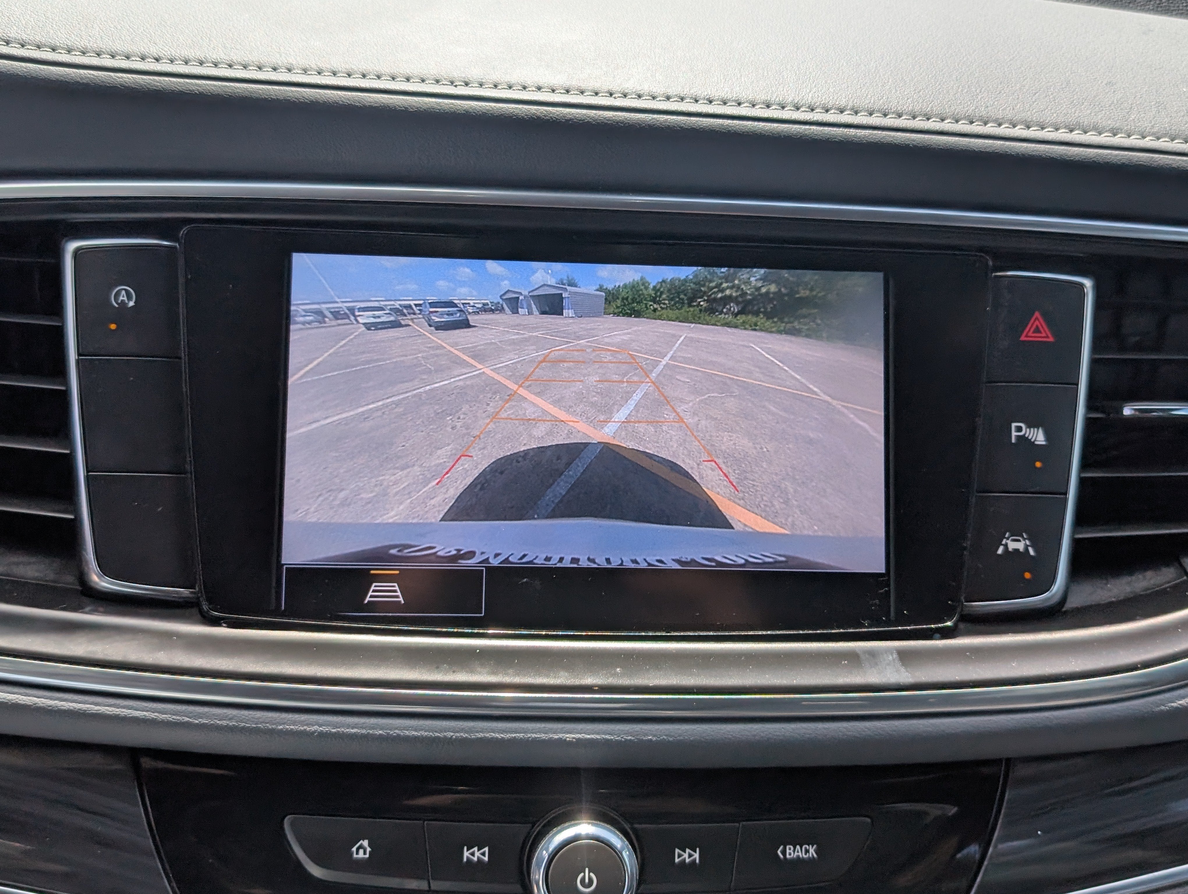 2024 Buick Enclave Essence