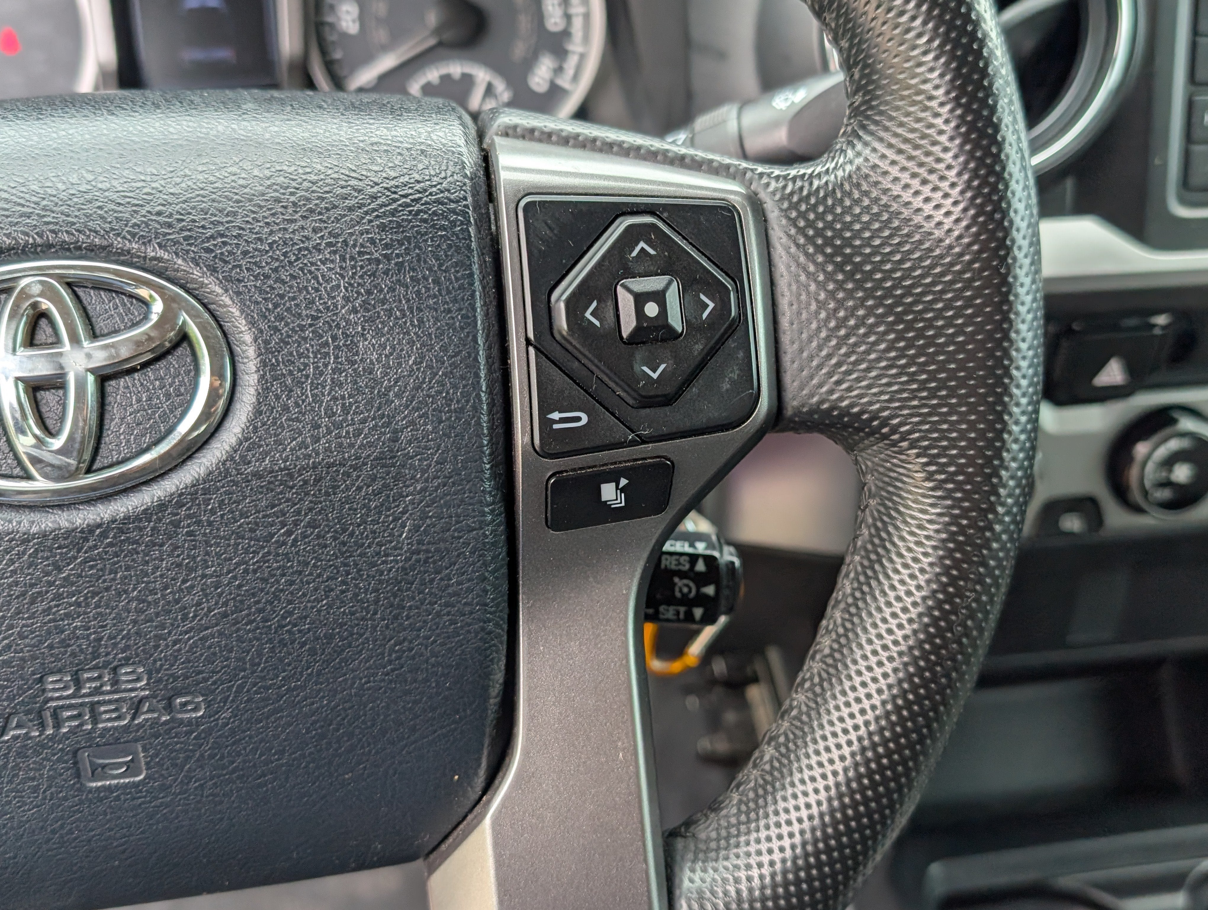 2017 Toyota Tacoma SR5 V6