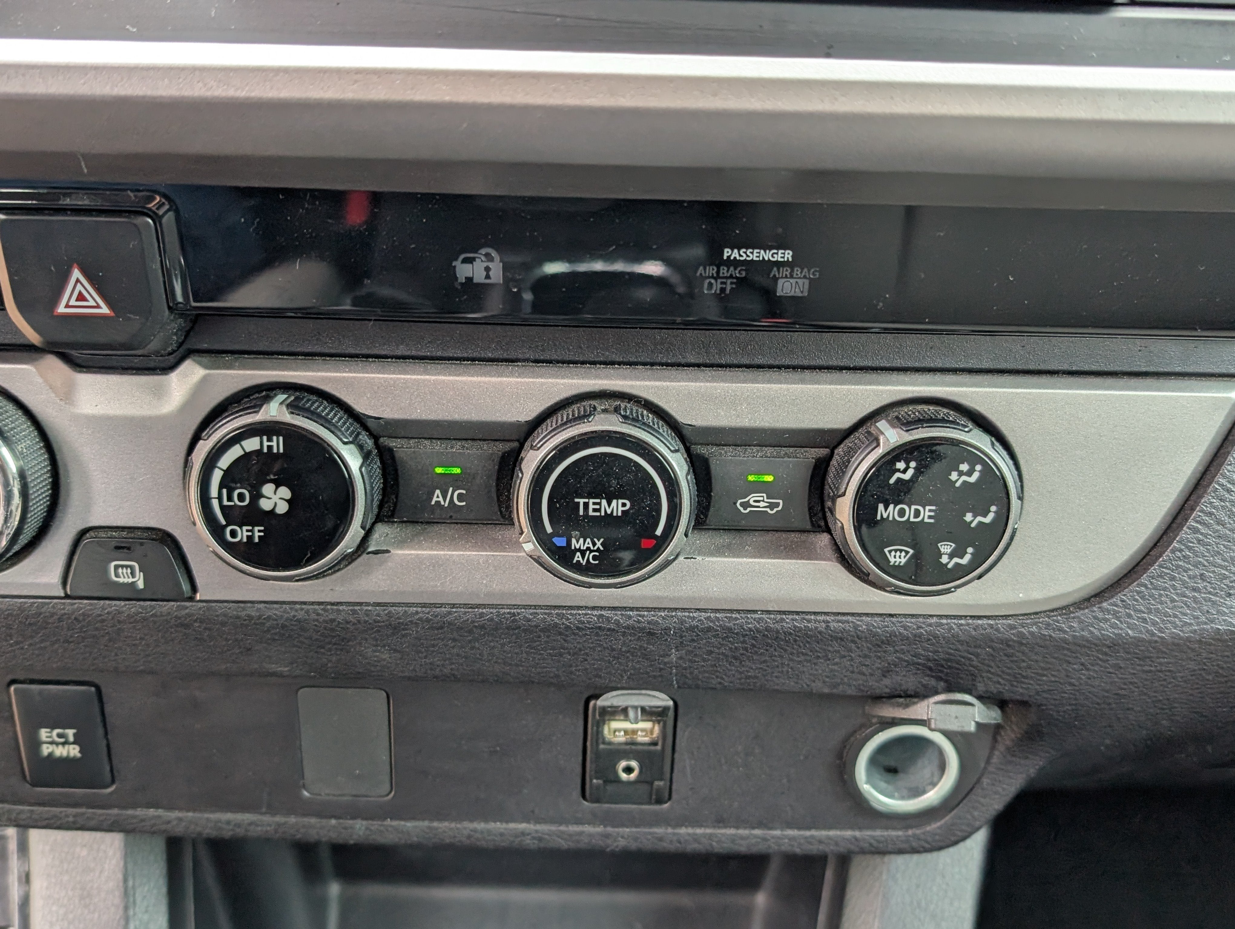 2017 Toyota Tacoma SR5 V6